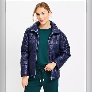 LOFT Lou & Grey Quilted Puffer Jacket. Deep space blue.